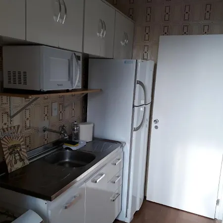 Excelente Localizacao! Perto Da Praia Com Estacionamento, Ar Condicionado, Wi-Fi, Netflix E Roupa De Cama! Balneario Camboriu Exterior photo