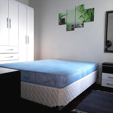 Excelente Localizacao! Perto Da Praia Com Estacionamento, Ar Condicionado, Wi-Fi, Netflix E Roupa De Cama! Balneario Camboriu Exterior photo