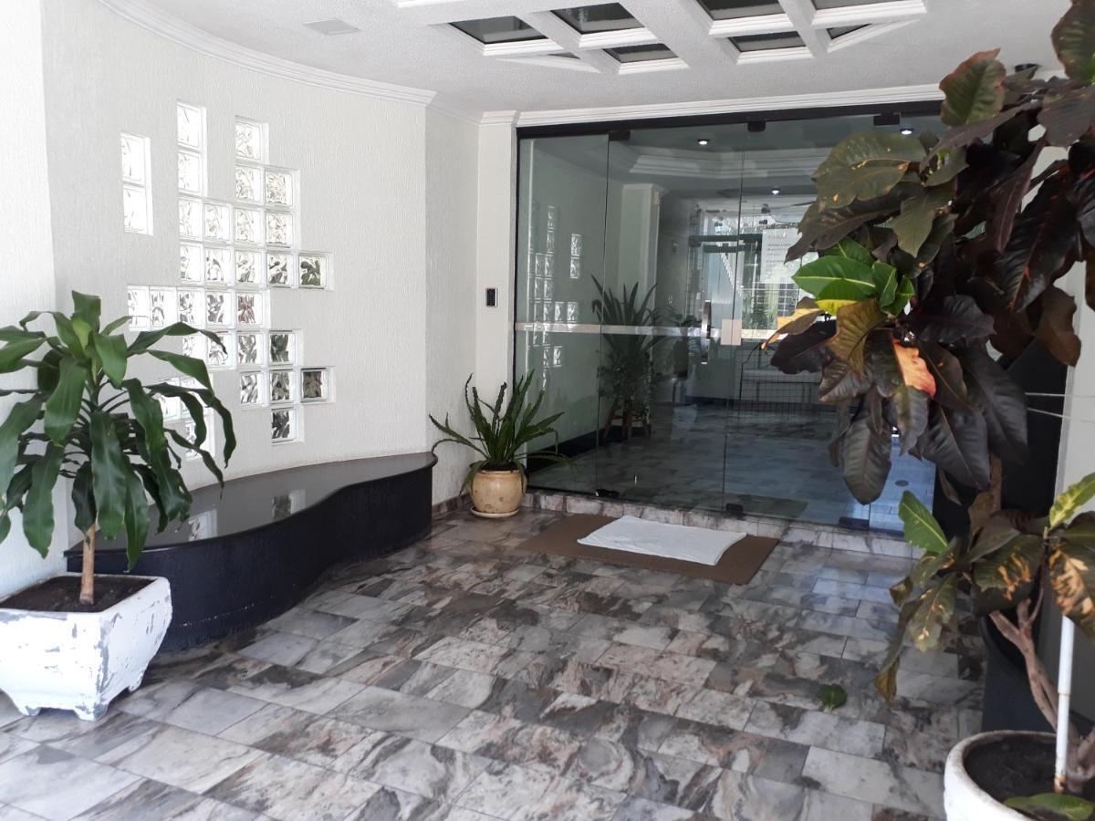 Excelente Localizacao! Perto Da Com Estacionamento, Ar Condicionado, Wi-fi, Netflix E Roupa De Cama! Apartment
