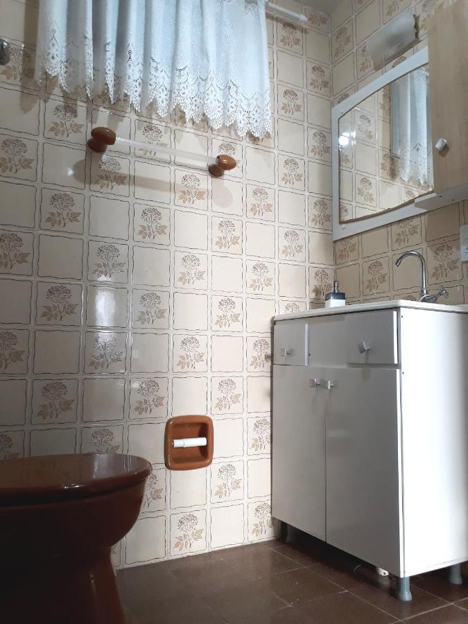 Excelente Localizacao! Perto Da Com Estacionamento, Ar Condicionado, Wi-fi, Netflix E Roupa De Cama! Balneario Camboriu
