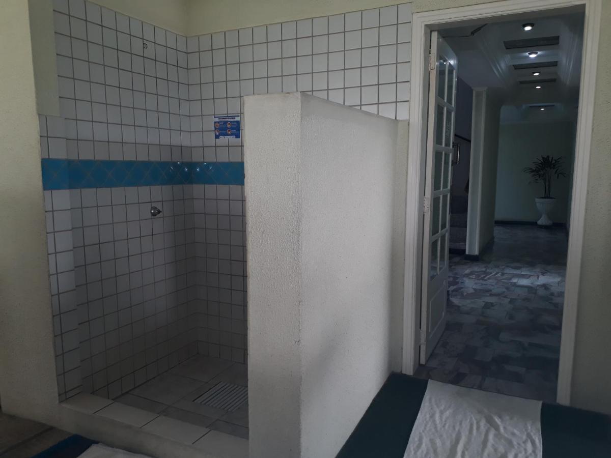 Excelente Localizacao! Perto Da Com Estacionamento, Ar Condicionado, Wi-fi, Netflix E Roupa De Cama! Balneario Camboriu